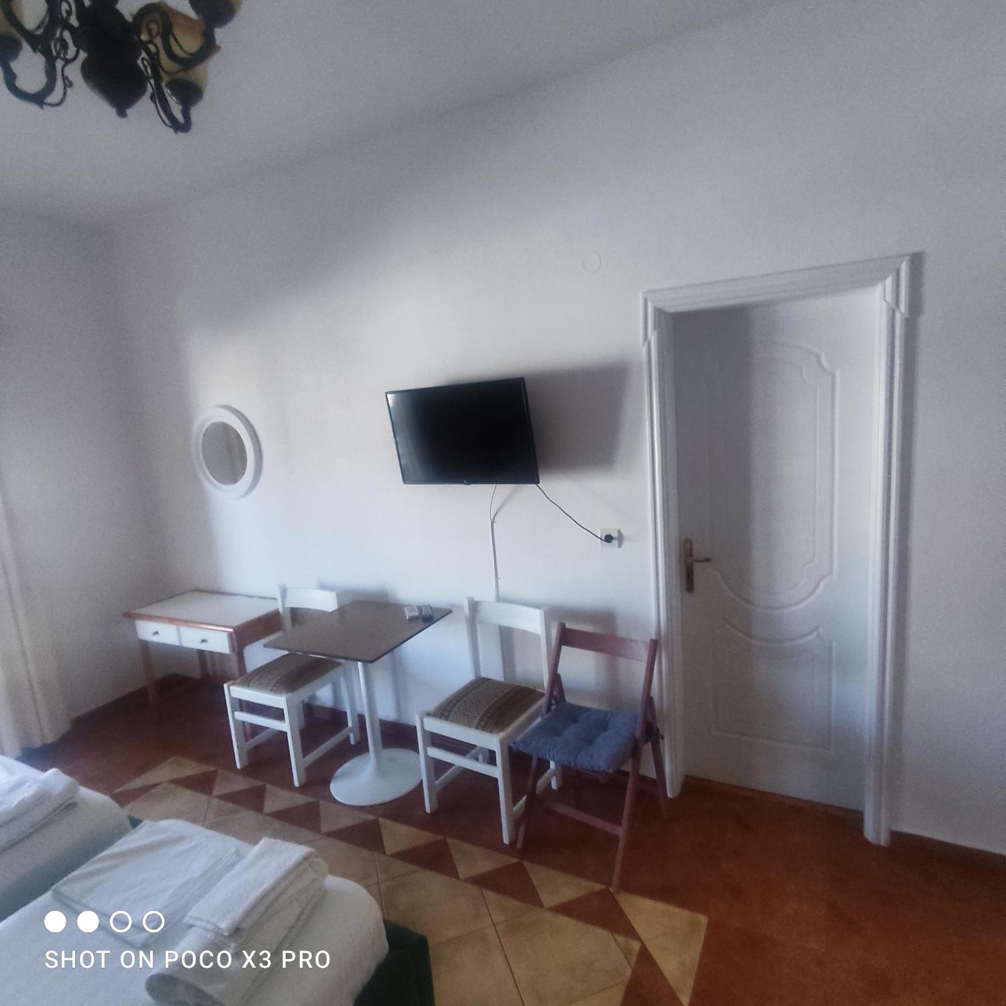 סרנדה Apartment Rina מראה חיצוני תמונה