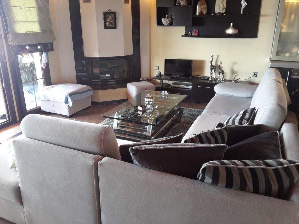 סרנדה Apartment Rina מראה חיצוני תמונה